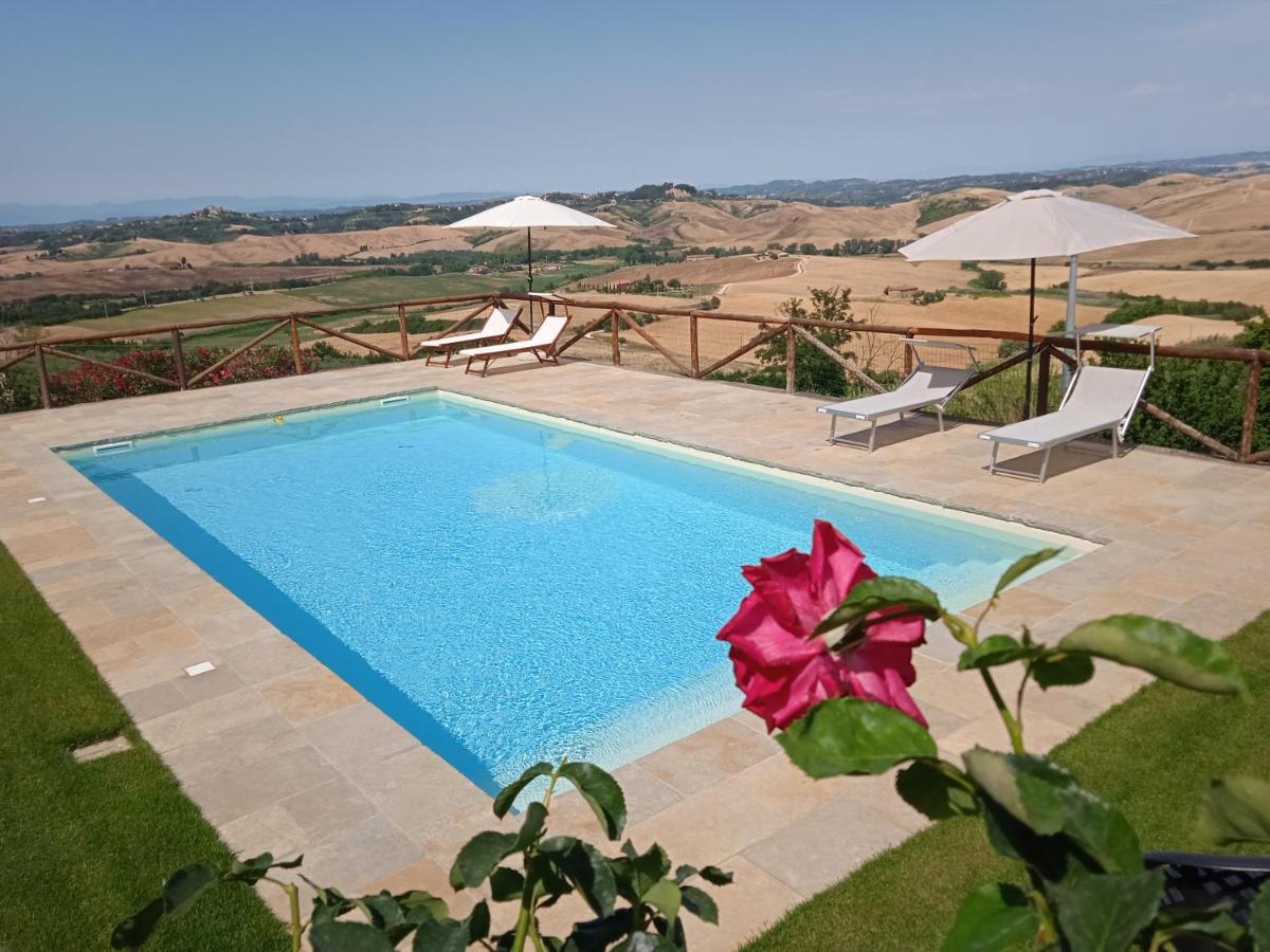 La Pieve Appartement Chianni Buitenkant foto