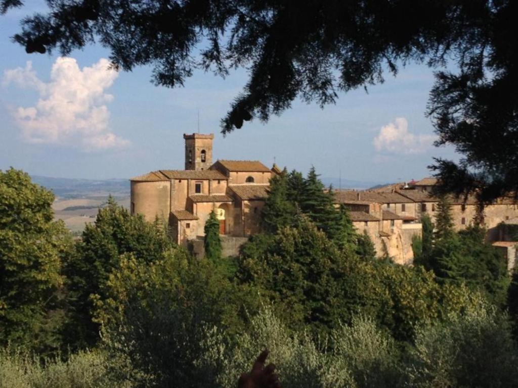La Pieve Appartement Chianni Buitenkant foto