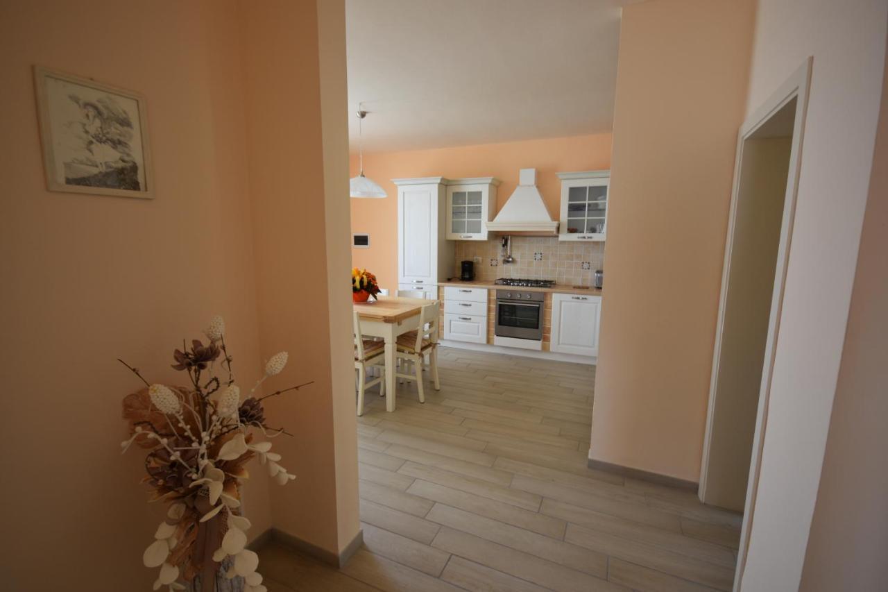 La Pieve Appartement Chianni Buitenkant foto